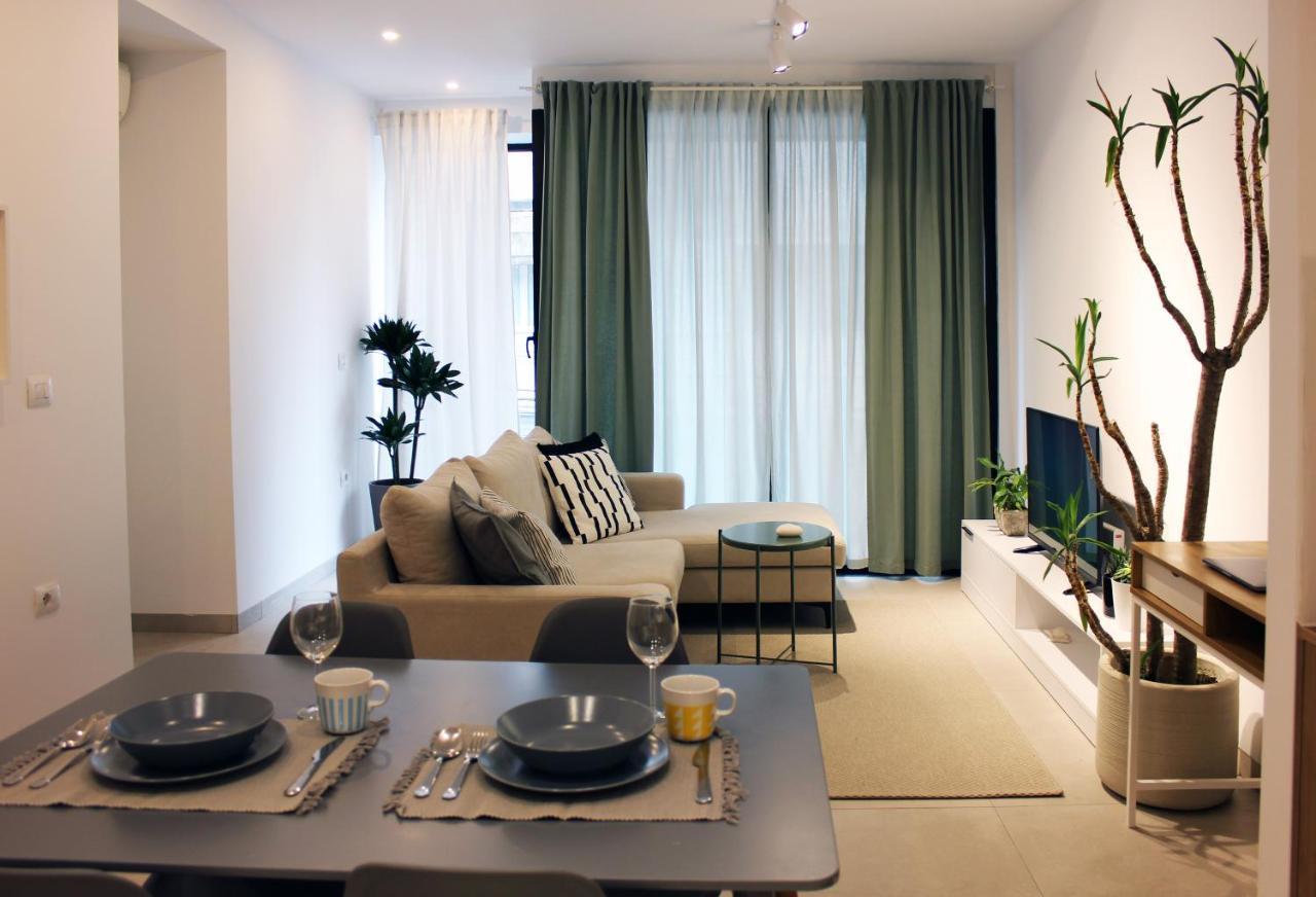 Collective Urban In Appartement Tirana